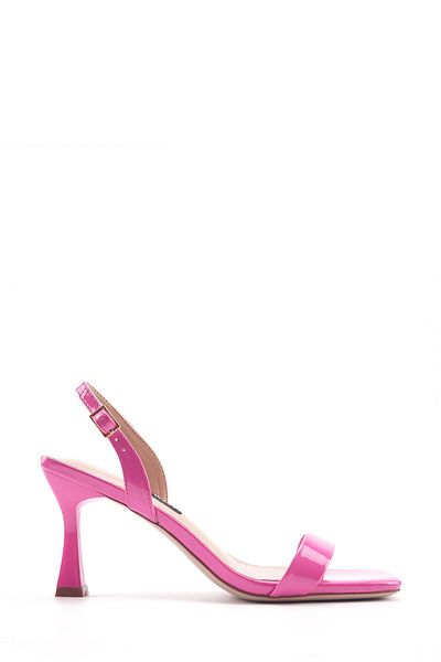 Nine West صندل نسائي بكعب وردي من FREMANT 4FX