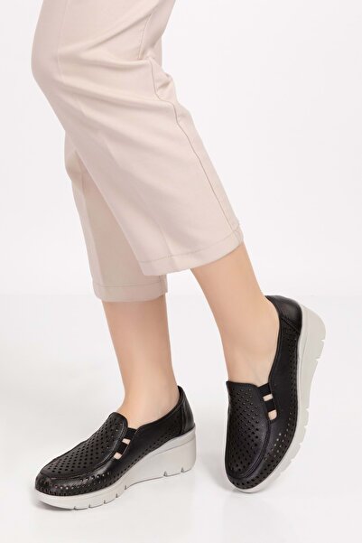 Gondol Hakiki Deri Dolgu Taban Rahat Yazlık Ayakkabı Esfa.4001