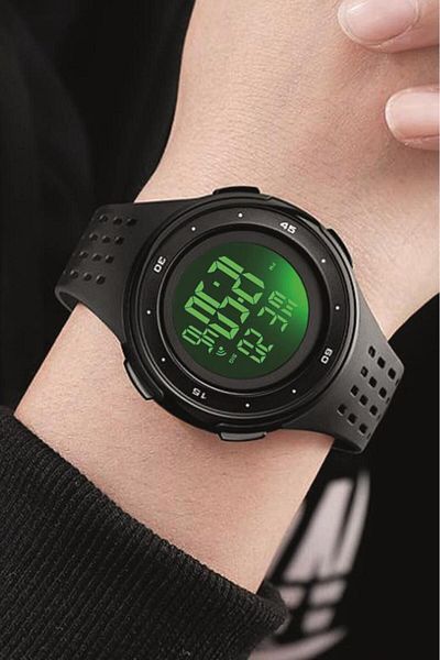 Skmei Black Boy's Wristwatch with Alarm, Stopwatch and Led Lights for Ages 12+