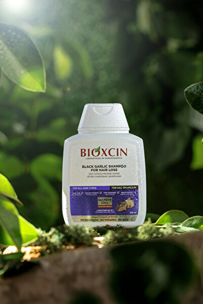Bioxcin Șampon cu usturoi negru 300 ml - împotriva căderii și subțierii părului