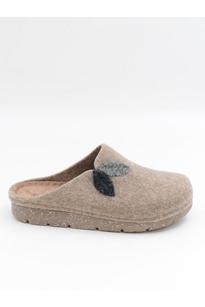 BENTO 117004   Camel Winter Anatomical Closed Front Women's Slippers