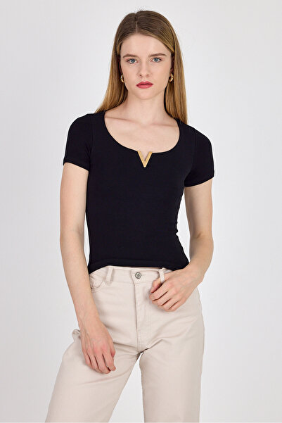 Rays تي شيرت من القماش اللزج/الناعم بتفاصيل إكسسوارات من الذهب الأسود 1460