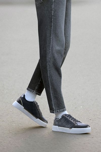 Nine West PINIA 5FX Schwarzer Damen-Sneaker