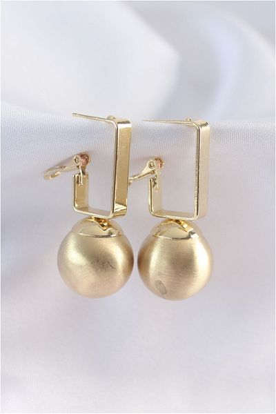 Clariss Brass Gold Color Rectangular Detail Oval Earrings - Tj-Bkp8915