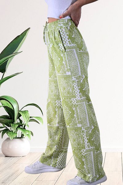 Mood Lab Women's Elastic Waist Shawl Pattern Printed Wrinkled Palazzo Trousers