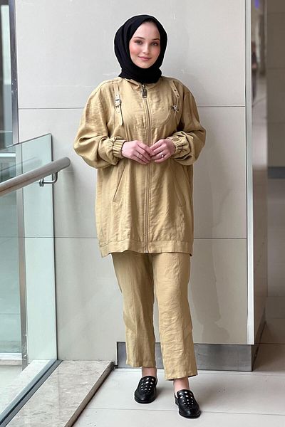 Nuss Belt Epaulette Cap Trousers Set
