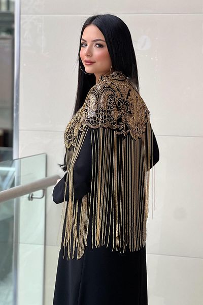 Mahal Bead Embroidered Neck Collar