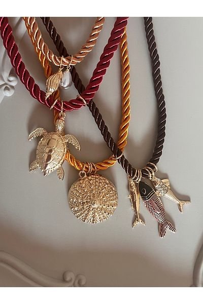 Aka Wicker Rope 4-Piece Fish Charm Brand Model Necklace