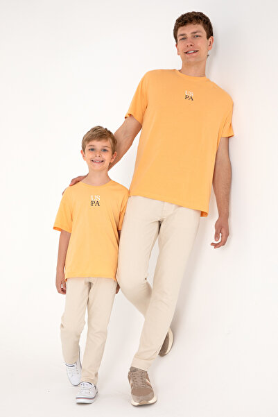 U.S. Polo Assn. تي شيرت برتقالي برقبة دائرية ومريح للرجال 50306450 -VR202