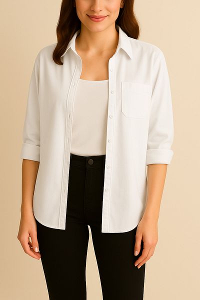 miremiran The 100% linen shirt is oversized and loose-fitting.