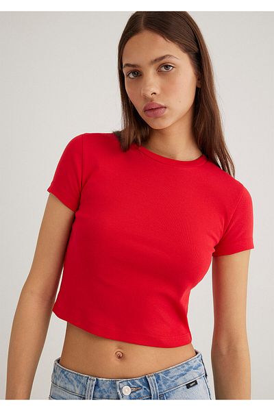 Mavi Rotes Basic-T-Shirt mit kurzem Schnitt 1600814 -70467