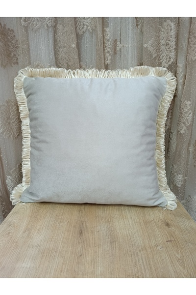 Bien İthal ipek kadife krem püsküllü kırlent kılıfı 45*45