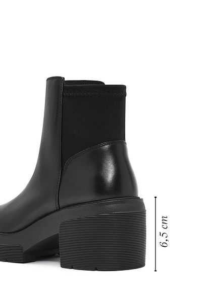 Geox Women's Black Spherica Thick Heeled Zippered Leather Boots D46Wwa04315C9999