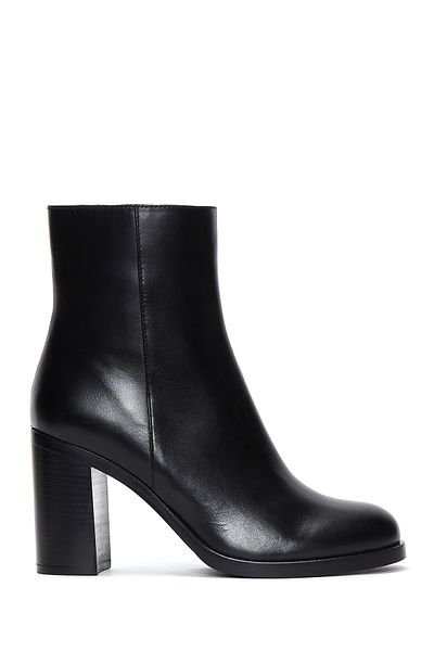 Derimod Black Leather Women's Boots - Zippered and Heeled, Model 24Wfd 100218
