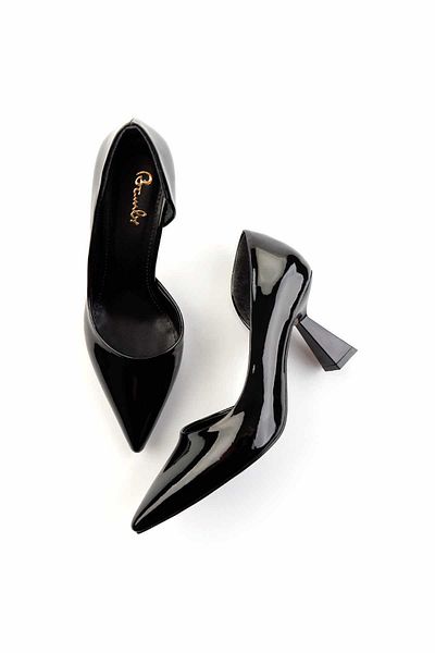 Bambi Pantofi cu toc clasici de damă negri K 01231360608