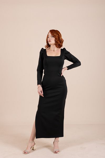 berissima bride Square Neck Maxi Evening Gown