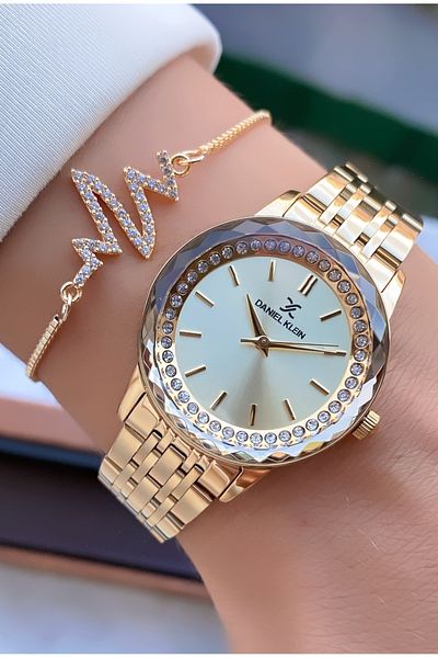 Daniel Klein Gold Color Women's Wristwatch - Bracelet