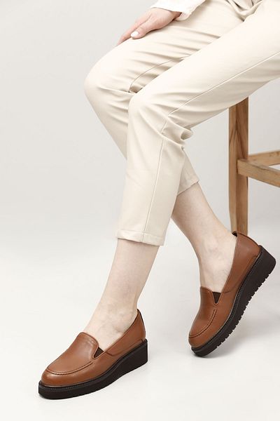 GÖNDERİ(R) Women's Tan Antique Wedge Sole Genuine Leather Shoes