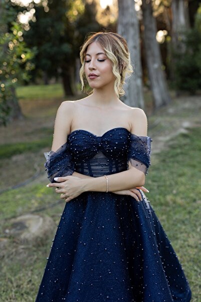 berissima bride Perses Transparan Incili Dantel Kalp Yaka Düşük Kol Lacivert Nişan & Isteme Elbisesi