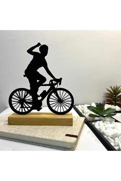 OEM "Moment of Glory" decoration with natural wood base, 18 cm, black, 3D printed