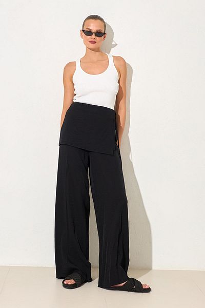 Setre Black Waist Detailed Relaxed Cut Trousers