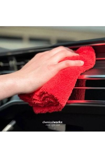 Chemicalworkz Edgeless Plush Towel 600GSM, 40×40cm Red