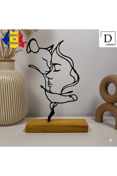 OEM "Kindred Spirits" decoration with natural wood base, 21 cm, black, 3D printed