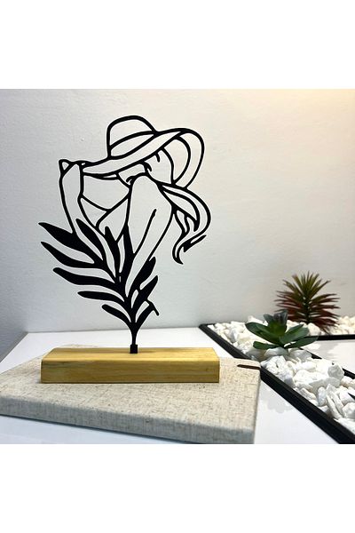 OEM "Mysterious Grace" decoration with natural wood base, 21 cm, black, 3D printed