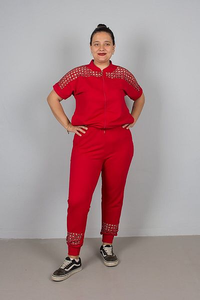 Truva XXL Plus Size Tracksuit Set with Red Shoulder and Leg Detail – Stylish and Comfortable Design
