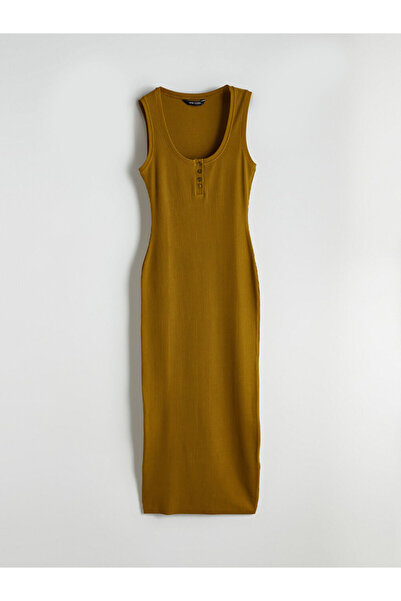 LC Waikiki New Season from Güli̇s Gi̇yi̇m Green U-Neck Textured Bodycon Dress