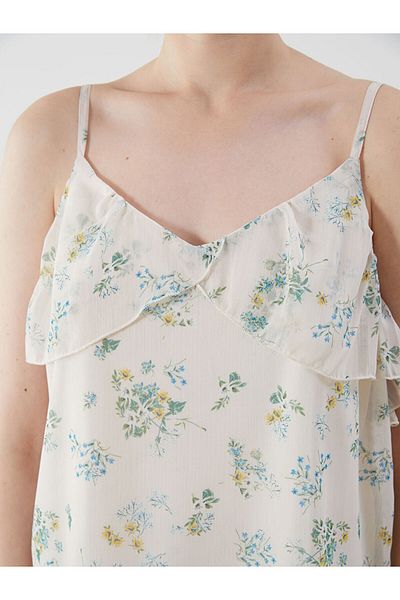 LC Waikiki New Season V Neck Floral Strap Ruffle Μπλούζα - S5O524Z8