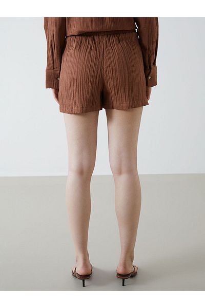 LC Waikiki New Season Women's Textured Shorts with Elastic Waist - S5Ik63Z8