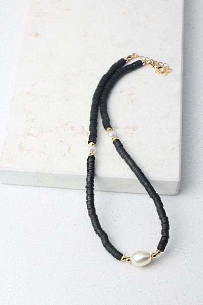 BY BARUN SİLVER قلادة فيمو سوداء مطرزة باللؤلؤ