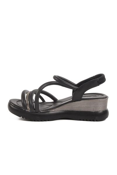 WALKWAY Women's Stoned Black Sandals T-004 Z