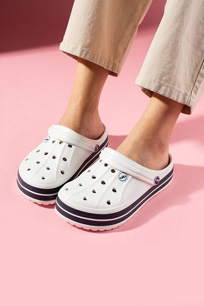 FUGA MODA Eflora White Perforated Line Embossed Polyurethane Closed Front Wet Floor Slippers and Sandals