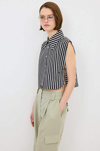 adL Bağcık Detaylı Gömlek