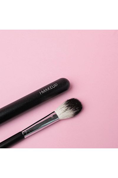 i-MAKEUP Highlight and Blush Mixing Brush by i-Makeup, F216