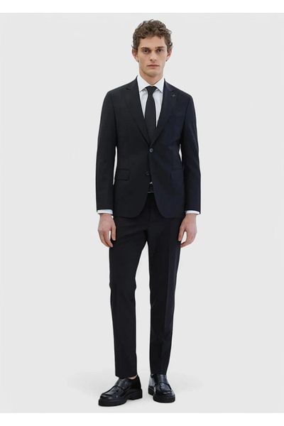 Ramsey Black Solid Zeroweight Slim Fit Wool Blend Suit