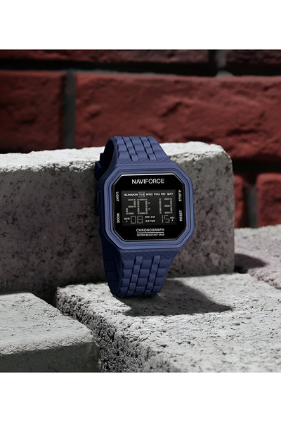 Naviforce Men’s Retro Digital Sports Watch – Waterproof, TPU Band, Electronic Display