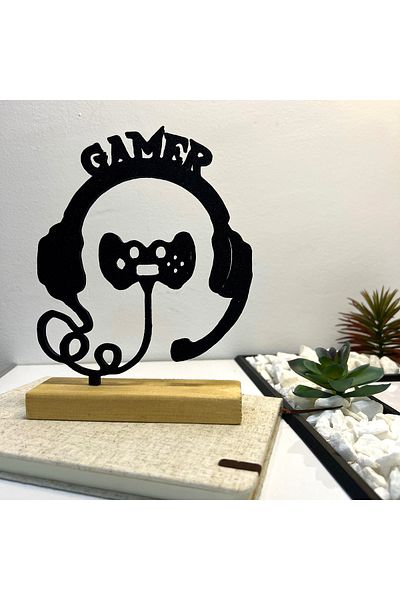 OEM "Gamer Setup Icon" decoration with natural wood base, 18.5 cm, black, 3D printed