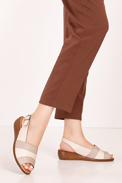 Gondol Hakiki Deri Dolgu Topuklu Rahat Anne Sandalet mlk.5814