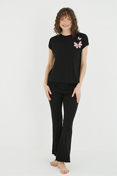 İPEKTENİM Піжамний комплект з принтом метелика, декоративними швами на штанинах, хрестоподібною застібкою на спині