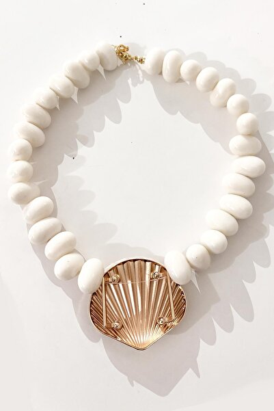 New Obsessions Oyster Point Large Beaded Necklace