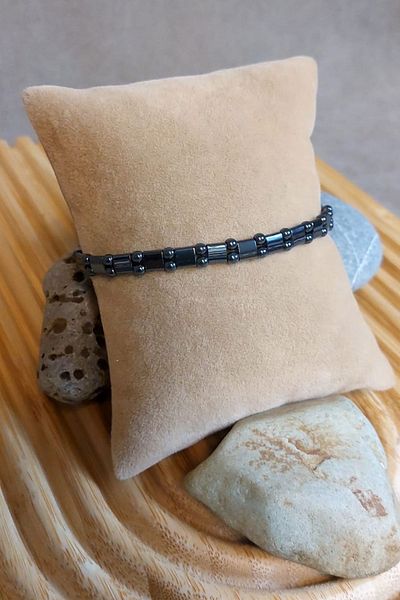 Uretti - Özlem 9422 3041 Square and Cylinder Cut Hematite Natural Stone Men's Bracelet