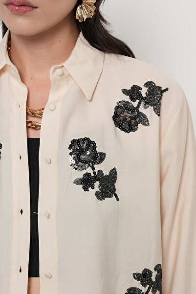 Orfeo Negro Women's Front Pul Sequence Embroidered Light Beige Color Shirt