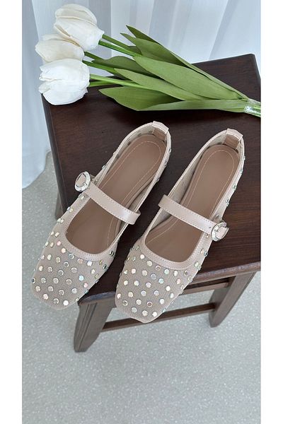 Letafia Carol Stone Detailed Ballerinas