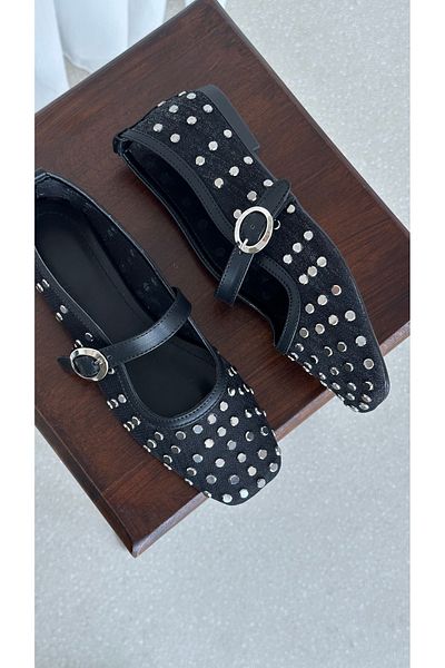 Letafia Carol Stone Detailed Ballerinas