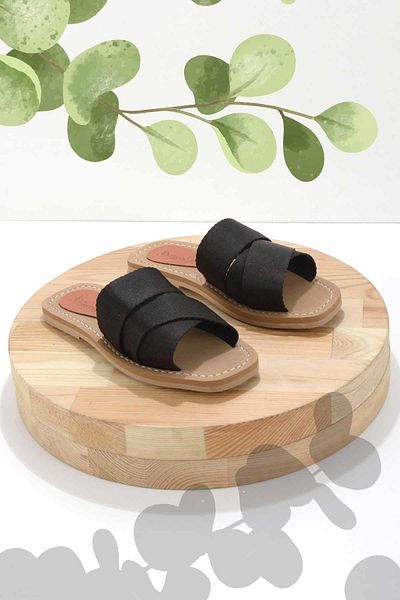 Bambi Black Women's Slippers K04666012938
