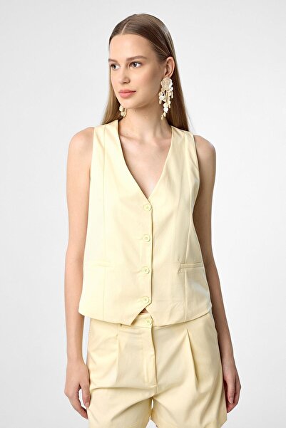 Antioch Yellow Vest-Shorts Women's Set