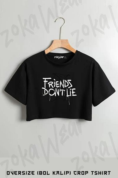 ZOKAWEAR Stranger Things 4 Demobat Fly Friends Don'T Lie Printed Oversize Crop T-Shirt